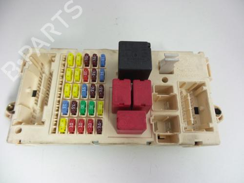 Sicherungskasten für FIAT STILO (192_) 1.4 16V (192AXH1B, 192BXH1B) (95 hp) 22460777