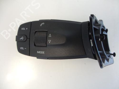 Ratbetjening SEAT IBIZA IV ST (6J8, 6P8) 1.2 TDI (75 hp) 22477045