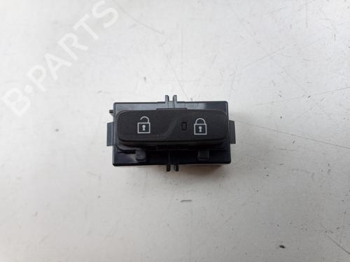 Used Switch VOLVO V40 Hatchback (525) T3 GTDi (150 hp) 24986225