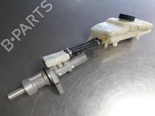 Used Brake master cylinder MERCEDES-BENZ VITO / MIXTO Van (W639) 120 CDI (639.601, 639.603, 639.605) (204 hp) 22455640
