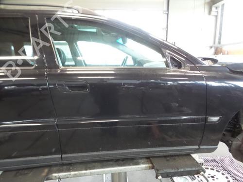 Used Right front door VOLVO V70 II (285) D5 AWD (163 hp) 22490630