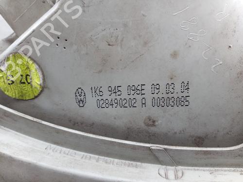 Right taillight VW GOLF V (1K1) 1.6 FSI | BP22514809C35 