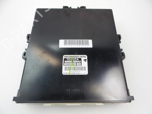 Used Comfort control module TOYOTA YARIS (_P13_) 1.3 (NSP130_, NSP130) (99 hp) 22473553