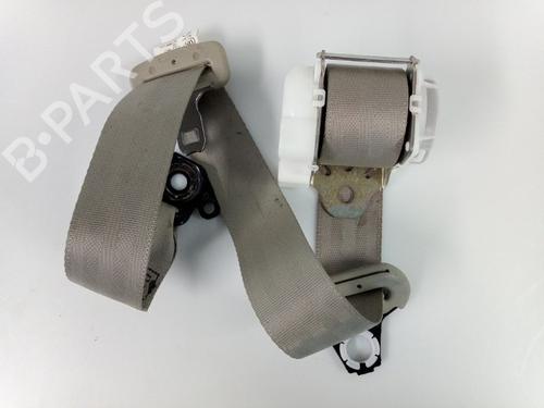 Used Rear right seatbelt TOYOTA YARIS (_P9_) 1.33 VVT-i (NSP90_, NSP90R) (100 hp) 22466504