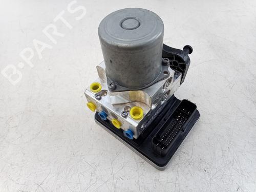 Used ABS pump ABS pump MERCEDES-BENZ C-CLASS T-Model (S205) C 300 e (205.253) (320 hp) 36363328 36363328