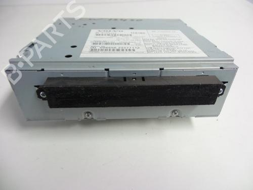 Used Radio VOLVO V50 (545) D2 (114 hp) 22476757