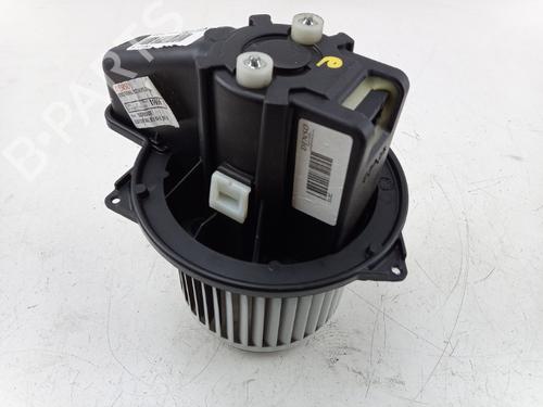 Used Heater blower motor FIAT 500 (312_) 1.2 (312AXA1A) (69 hp) 23435579