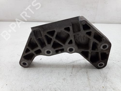 Used Gearbox mount Gearbox mount LAND ROVER DISCOVERY SPORT (L550) 2.0 D (150 hp) 35822467 35822467