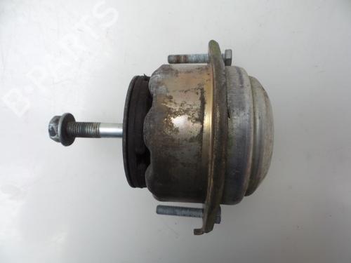 Used Engine mount PORSCHE 911 (993) 3.6 Carrera (272 hp) 22477334