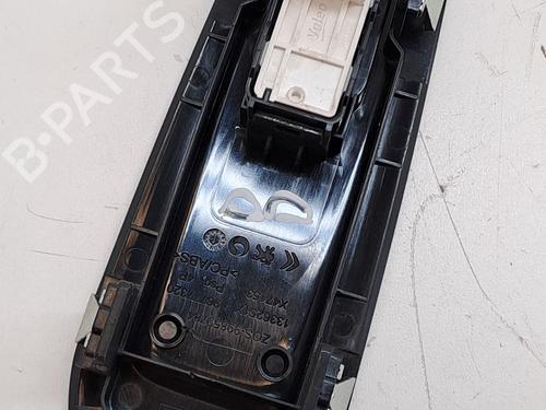 Right front window switch PEUGEOT 308 II (LB_, LP_, LW_, LH_, L3_) 1.2 THP 130 | BP27630738I26 