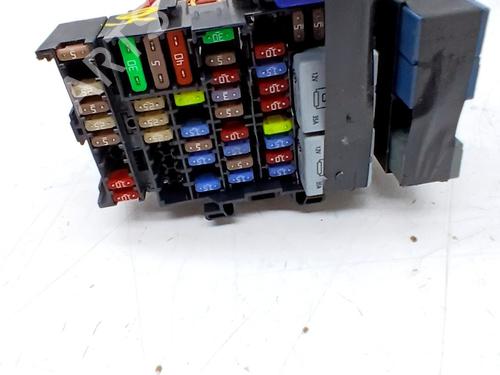 Used Fuse box Fuse box 38233481 38233481