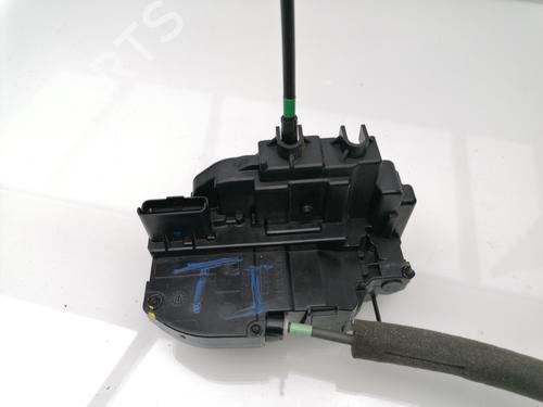 Cerradura puerta trasera izquierda NISSAN QASHQAI I (J10, NJ10) 1.6 dCi (130 hp) 23936763
