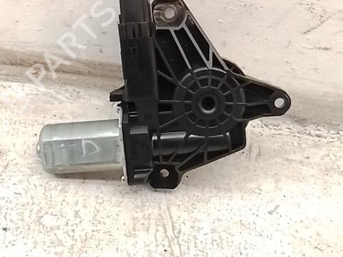 Used Right rear window motor Right rear window motor VOLVO V40 Hatchback (525) D2 (120 hp) 36376716 36376716