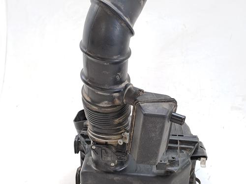Used Air filter box TOYOTA RAV 4 V (_A5_, _H5_) 2.5 Hybrid AWD (AXAH54, AXAL54) (222 hp) 27858471