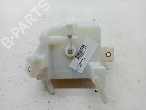 Used Expansion tank TOYOTA YARIS (_P13_) 1.5 Hybrid (NHP130_, NHP130) (101 hp) 23351394
