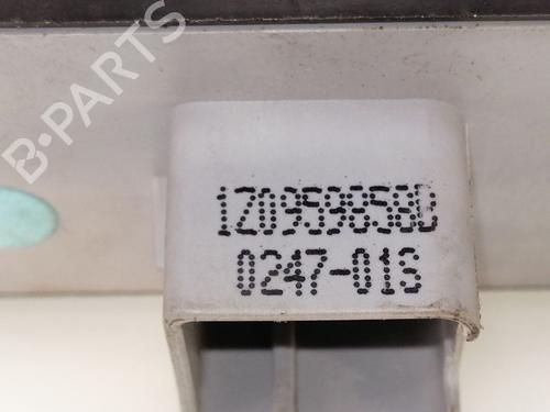 Used Left front window switch SKODA OCTAVIA II (1Z3) 2.0 TDI RS (170 hp) 23387554