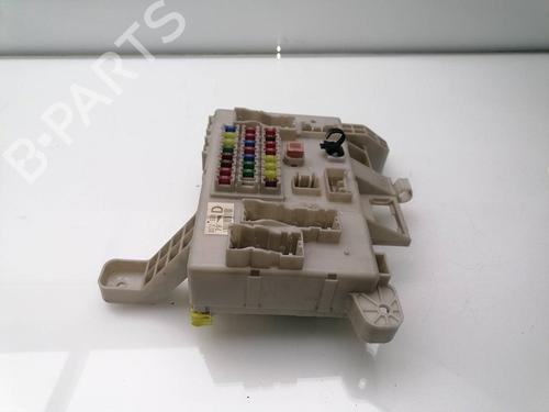 Used Fuse box TOYOTA LAND CRUISER 90 (_J9_) 3.0 D-4D 4WD (KDJ90_, KDJ95_, KDJ90W, KDJ95W) (163 hp) 23941333