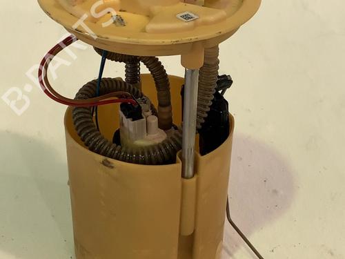 Used Fuel pump Fuel pump 38418197 38418197