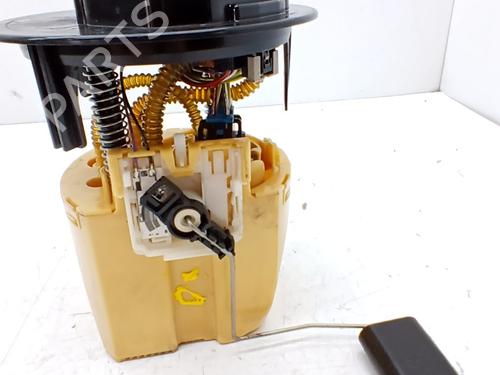 Used Fuel pump Fuel pump 37590817 37590817
