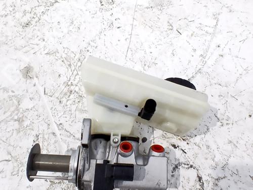 Brake master cylinder SEAT Mii (KF1, KE1) 1.0 EcoFuel | BP39400930M77 - Image 3