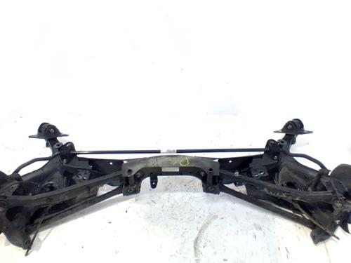 Eixo traseiro Eixo traseiro BMW X1 (F48) sDrive 18 d (150 hp) 35977303 35977303