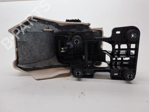 Gear lever PEUGEOT 2008 II (UD_, US_, UY_, UJ_, UR_, UC_) 1.2 PureTech 100 (USHNK) | BP23376431M90 