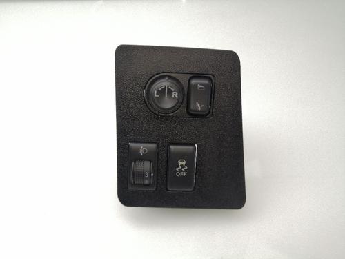 Used Mirror switch NISSAN QASHQAI / QASHQAI +2 I (J10, NJ10, JJ10E) 2.0 dCi All-wheel Drive (150 hp) 23380838