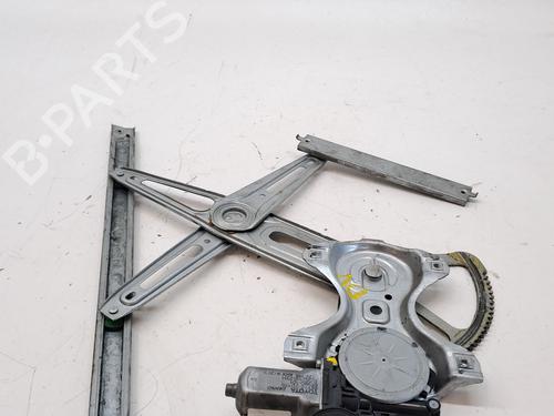Used Front right window mechanism TOYOTA YARIS (_P13_) 1.0 (KSP130_, KSP130) (69 hp) 27098623