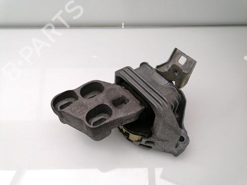 Used Engine mount MERCEDES-BENZ A-CLASS (W176) A 250 (176.044) (211 hp) 23405352