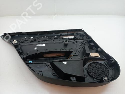 Høyre bakpanel RENAULT MEGANE IV Hatchback (B9A/M/N_) 1.5 dCi 110 (B9A3) (110 hp) 23343492