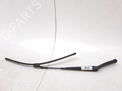 Used Front windshield wiper arm VW JETTA III (1K2) 2.0 TDI 16V (140 hp) 23367742