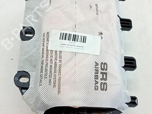 passenger-airbag-peugeot-traveller-bus-v_-2016-33763880 main image