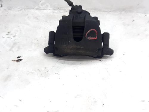 Høyre bremsekaliper foran Høyre bremsekaliper foran VOLVO V50 (545) 2.0 D (136 hp) 37159699 37159699
