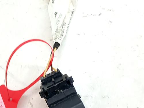 left-rear-window-switch-vw-passat-b8-3g2-cb2-2014-32159646 main image