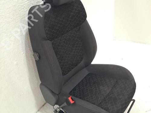Left front seat PEUGEOT 3008 I MPV (0U_) 1.6 BlueHDi 120 | BP27274956C15 