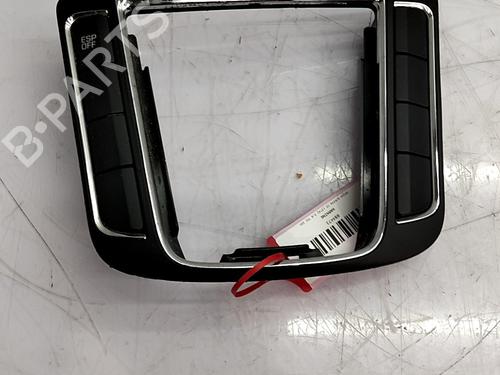 Used Warning switch Warning switch SKODA SUPERB II (3T4) 2.0 TDI (140 hp) 33768876 33768876