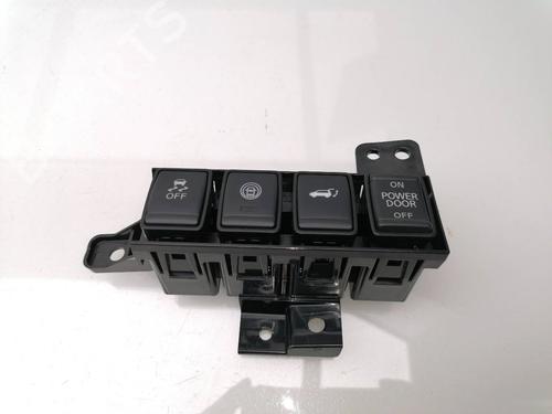 Used Switch NISSAN X-TRAIL III (T32_, T32R, T32RR) 1.7 dCi (150 hp) 24107830