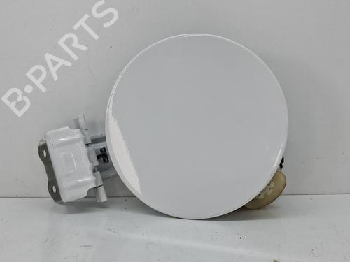 Used Fuel flap TOYOTA YARIS (_P13_) 1.5 Hybrid (NHP130_, NHP130) (101 hp) 28956874