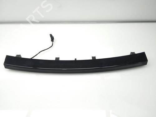 Used Rear center light LAND ROVER RANGE ROVER EVOQUE (L538) 2.0 D 4x4 (180 hp) 23404675