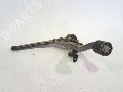 Used Left front suspension arm PEUGEOT 607 (9D, 9U) 2.7 HDi 24V (204 hp) 28959018