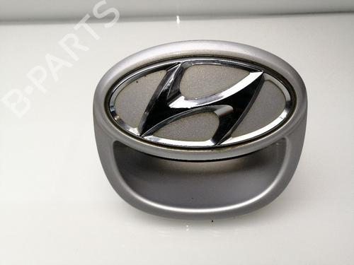 Used Tailgate handle HYUNDAI i30 (FD) 1.6 CRDi (116 hp) 23380320