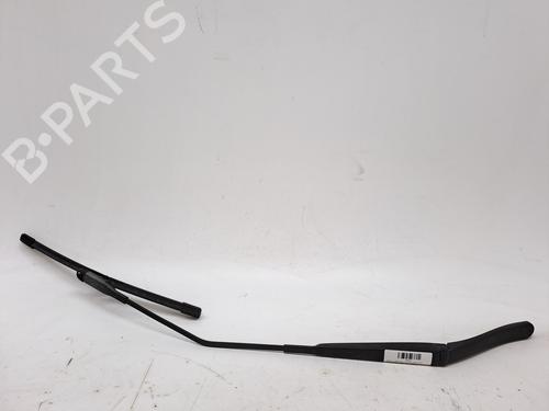 Used Front windshield wiper arm ALFA ROMEO MITO (955_) 1.6 JTDM (955AXC1B) (120 hp) 23367600