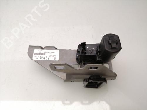 Used Central lock pump BMW 5 Touring (F11) 520 d xDrive (190 hp) 25281899