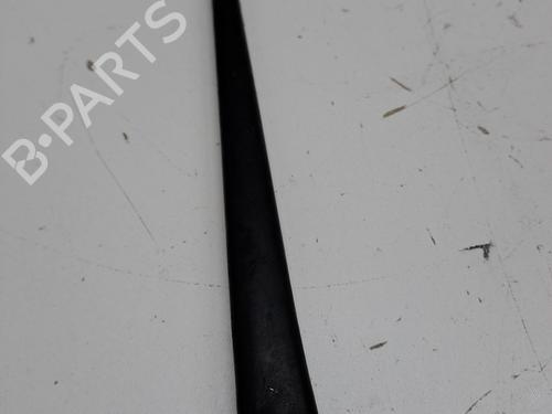 Used Antenna/Base FIAT CROMA (194_) 1.9 D Multijet (194AXC1B, 194AXC12) (150 hp) 23375501