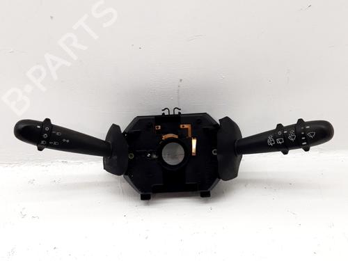 Comutador Comutador ALFA ROMEO 147 (937_) 1.9 JTD (937.AXF1A, 937.BXF1A) (101 hp) 34331254 34331254