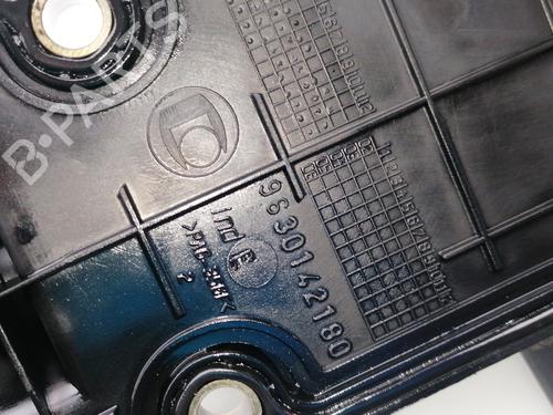 Used Valve cover SUZUKI VITARA (ET, TA, TD) 2.0 TD Intercooler All-wheel Drive (SV420D) (87 hp) 24402105