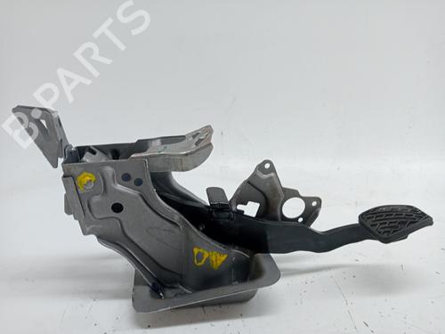 Used Break pedal NISSAN NOTE (E12) 1.5 dCi (90 hp) 23367590