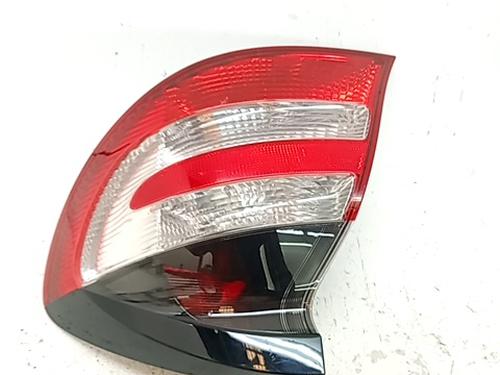 Højre baglygte MERCEDES-BENZ C-CLASS Coupe (CL203) C 180 Kompressor (203.746) (143 hp) 31035468