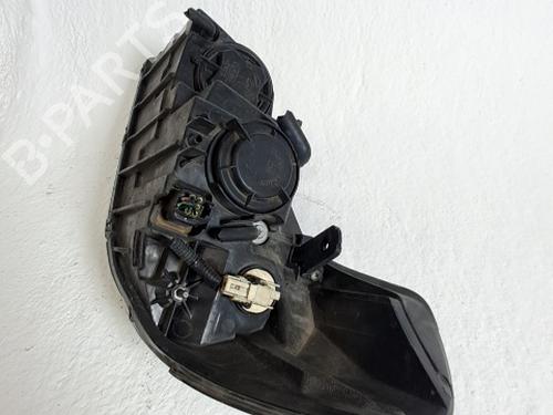 Used Right headlight CHEVROLET EPICA (KL1_) 2.0 D (150 hp) 29558359