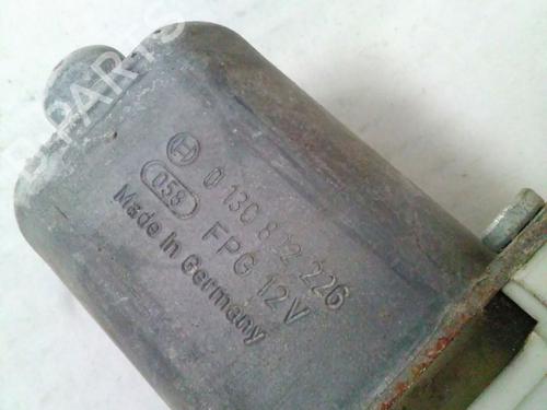 Front left window mechanism BMW 3 (E90) 320 i | BP23375646C22 